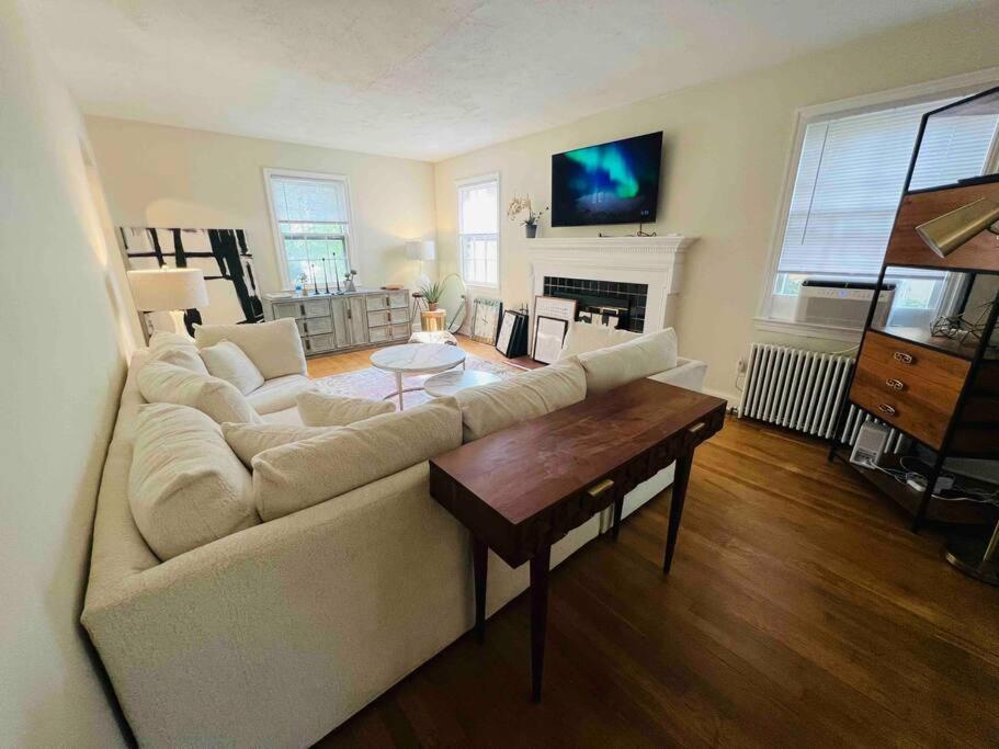 Dc'S Best Location 4 Bed With Parking Walk To Metro And Nightlife Bethesda Row تشيفي تشيس المظهر الخارجي الصورة
