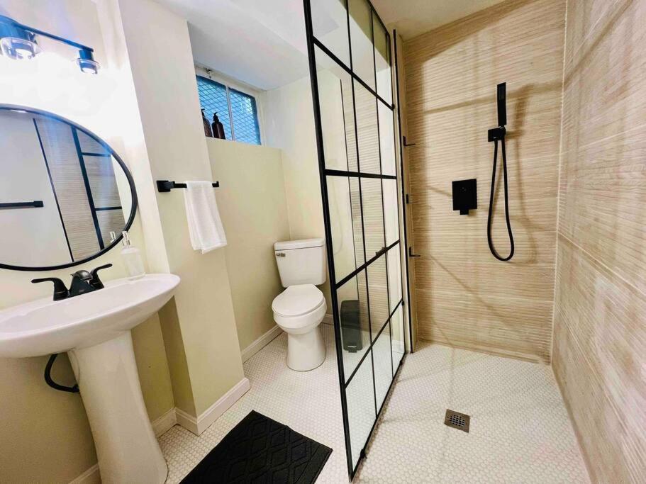 Dc'S Best Location 4 Bed With Parking Walk To Metro And Nightlife Bethesda Row تشيفي تشيس المظهر الخارجي الصورة