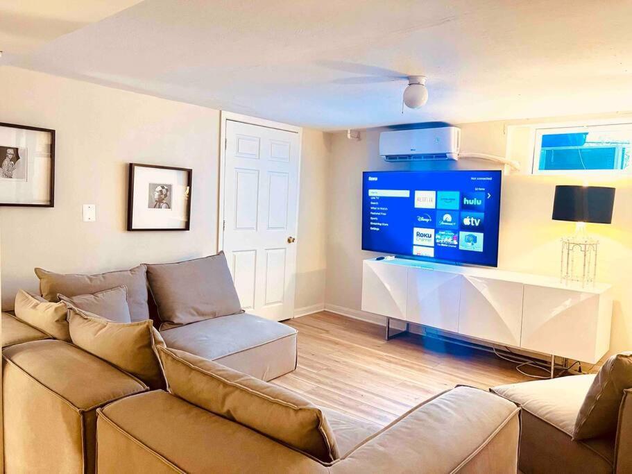Dc'S Best Location 4 Bed With Parking Walk To Metro And Nightlife Bethesda Row تشيفي تشيس المظهر الخارجي الصورة