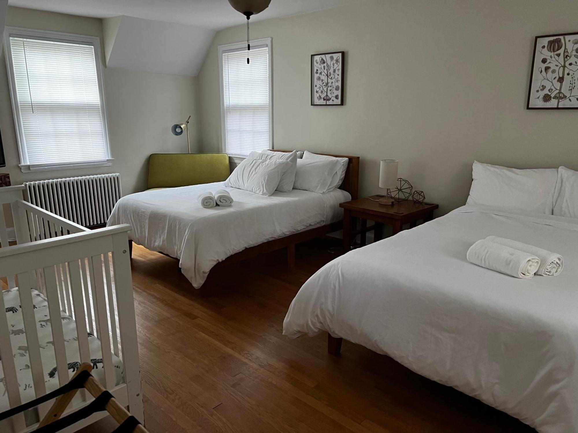 Dc'S Best Location 4 Bed With Parking Walk To Metro And Nightlife Bethesda Row تشيفي تشيس المظهر الخارجي الصورة