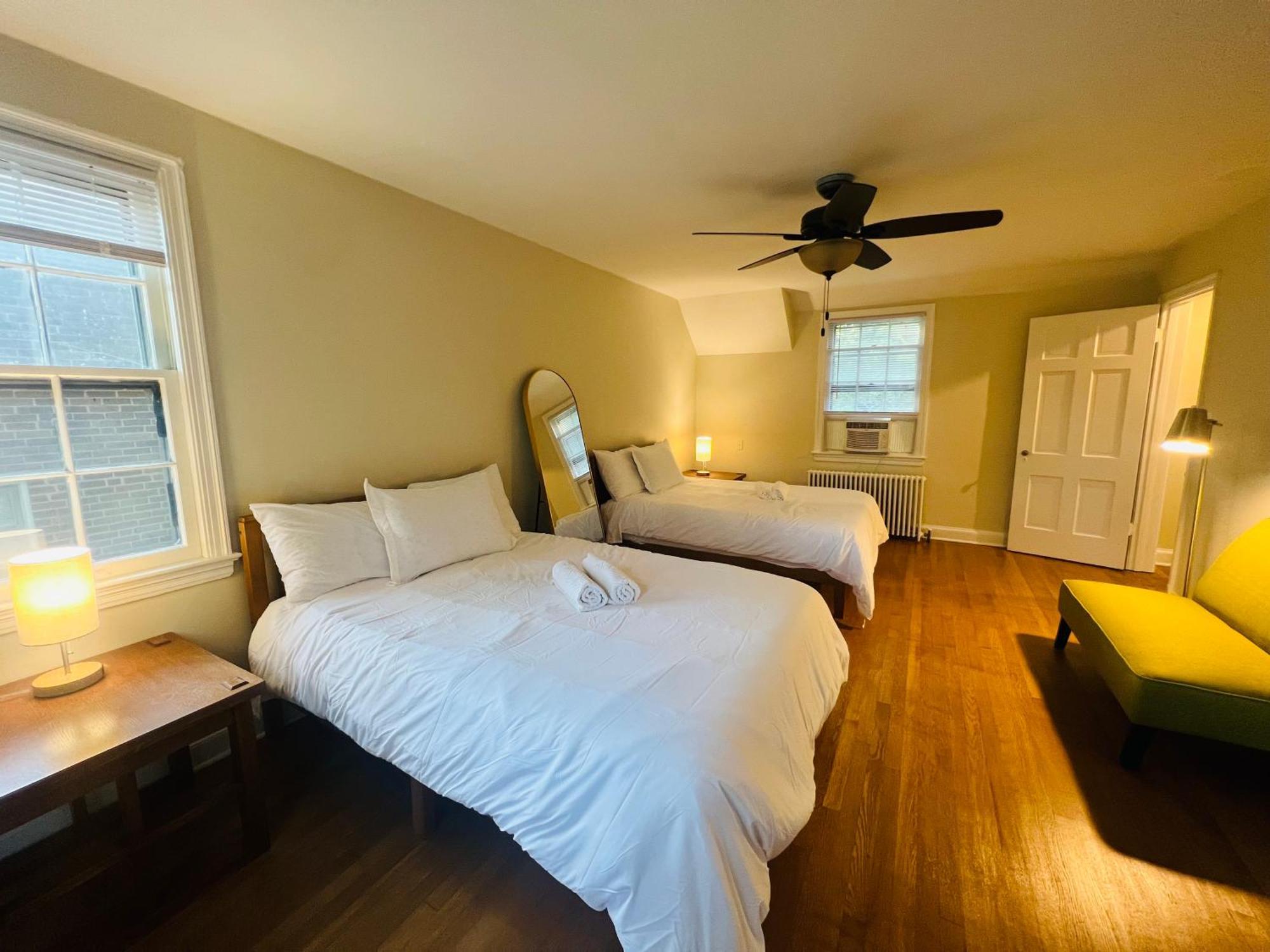 Dc'S Best Location 4 Bed With Parking Walk To Metro And Nightlife Bethesda Row تشيفي تشيس المظهر الخارجي الصورة