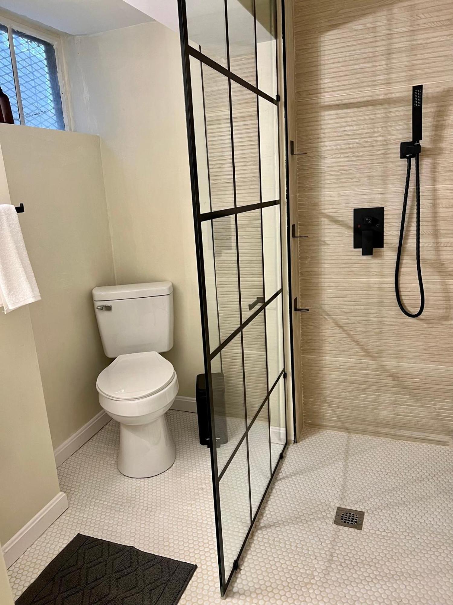 Dc'S Best Location 4 Bed With Parking Walk To Metro And Nightlife Bethesda Row تشيفي تشيس المظهر الخارجي الصورة